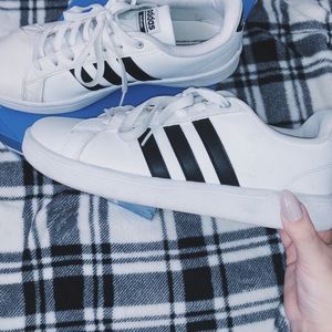Adidas Mens Cloudfoam Advantage Sneakers